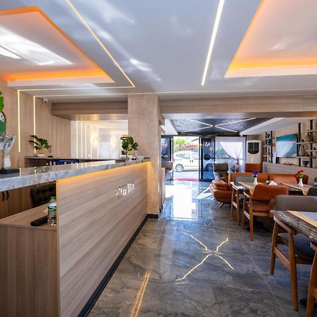 Otel Carpediem Gold Κουσάντασι Εξωτερικό φωτογραφία