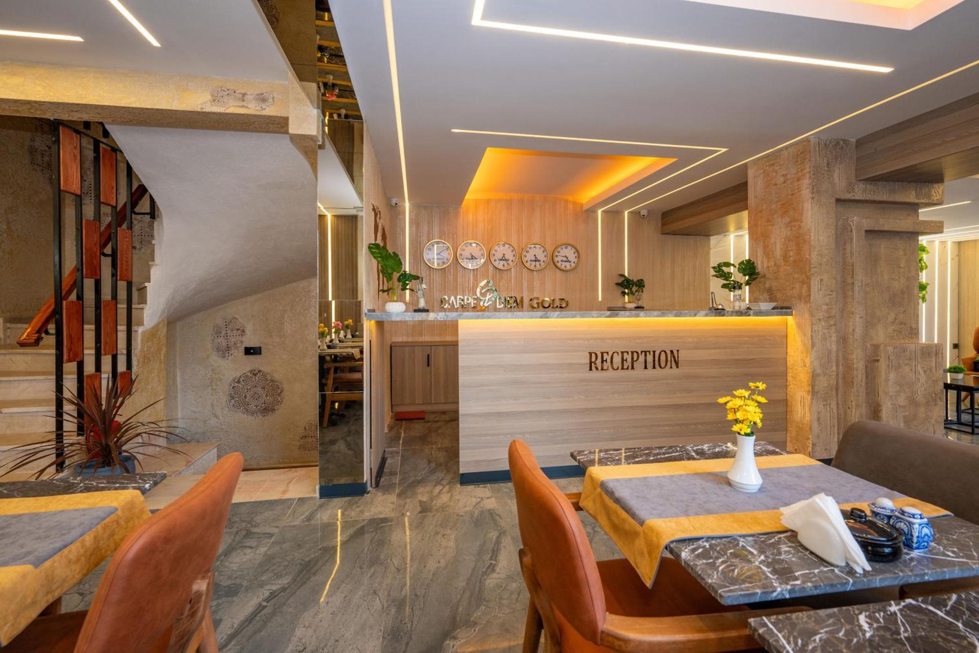 Otel Carpediem Gold Κουσάντασι Εξωτερικό φωτογραφία