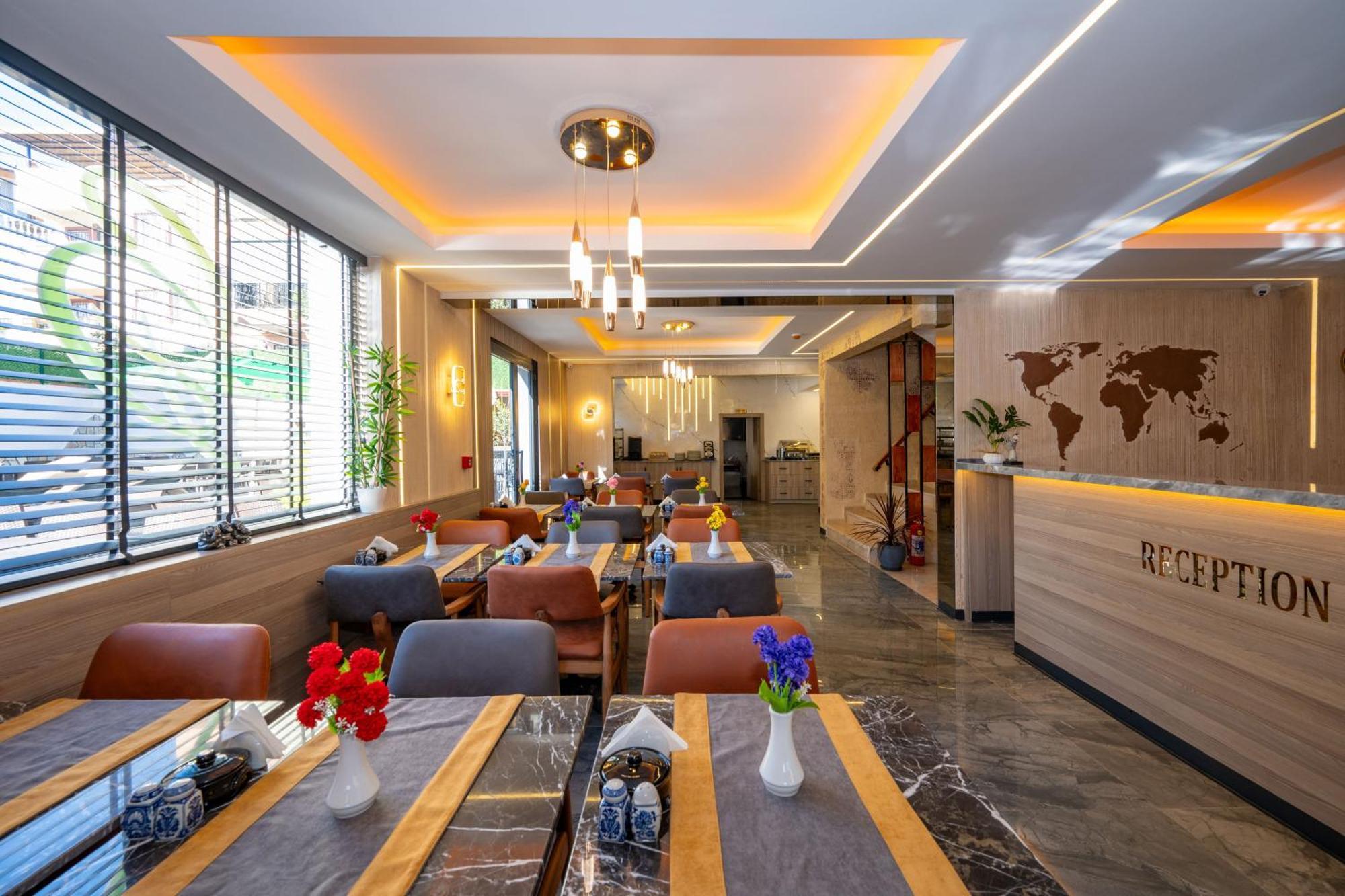 Otel Carpediem Gold Κουσάντασι Εξωτερικό φωτογραφία