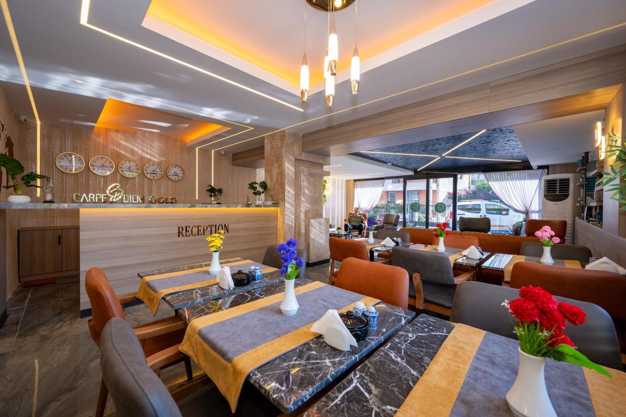 Otel Carpediem Gold Κουσάντασι Εξωτερικό φωτογραφία