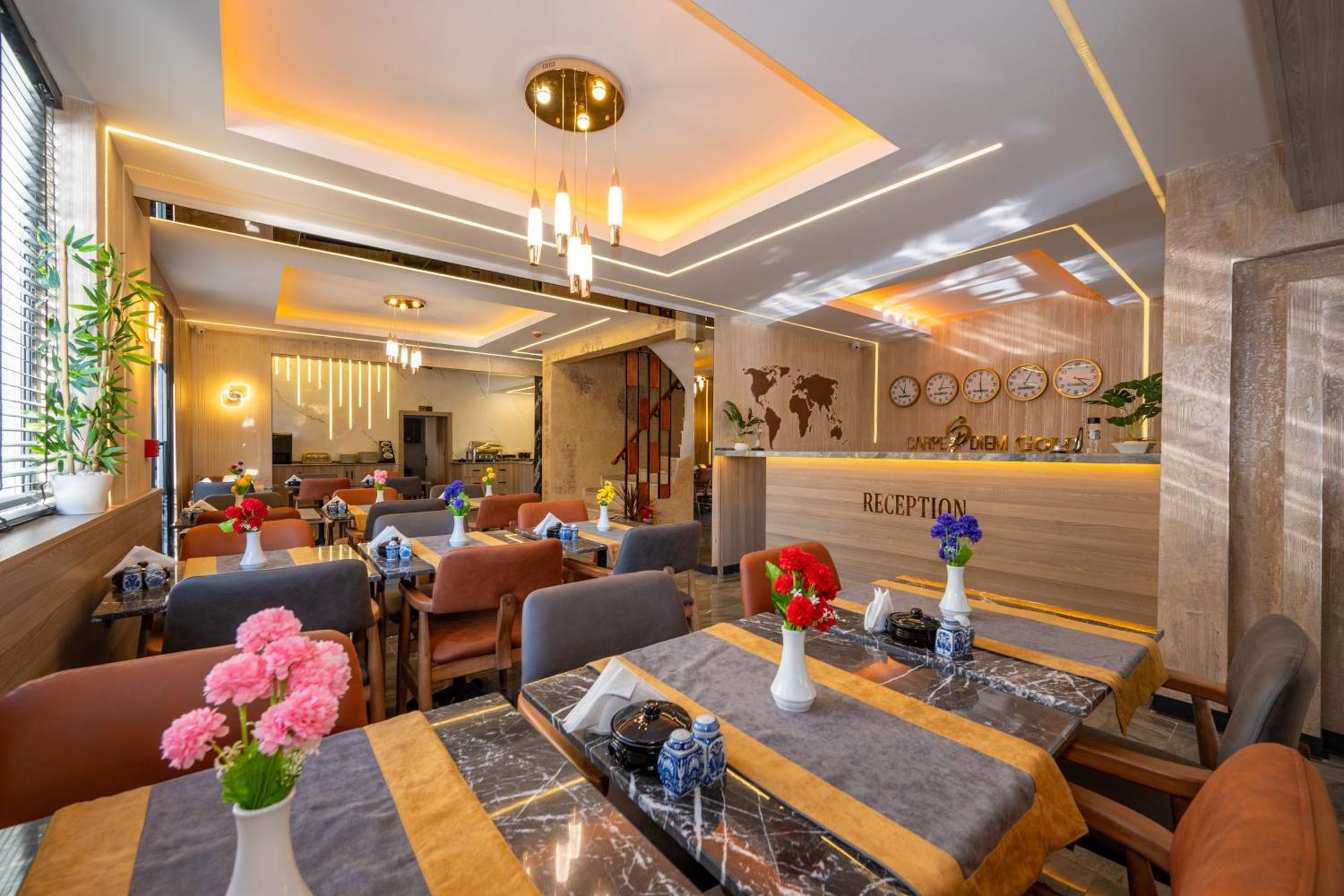Otel Carpediem Gold Κουσάντασι Εξωτερικό φωτογραφία