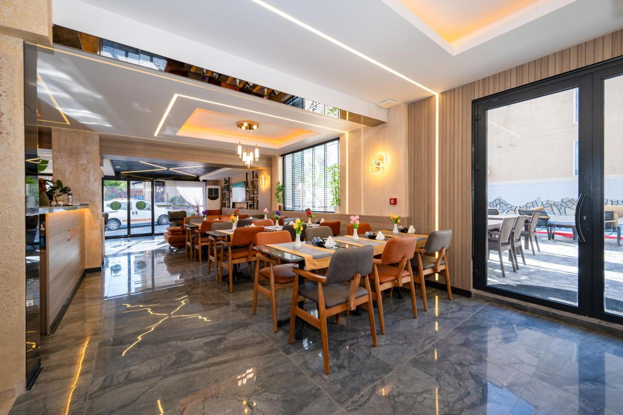 Otel Carpediem Gold Κουσάντασι Εξωτερικό φωτογραφία